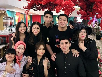 Seru! Venna Melinda Makan Bareng Fuji dan Verrel Bramasta
