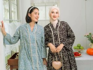 8 Rekomendasi Baju Kurung Khas Melayu untuk Lebaran, Santun dan Elegan 8 Rekomendasi Baju Kurung Khas Melayu untuk Lebaran, Santun dan Elegan