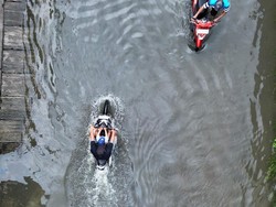 Prediksi Cuaca 18 Maret 2025, Surabaya Waspada Hujan Petir