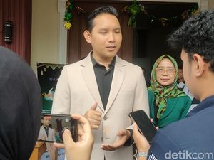 Pemkab Cianjur Siapkan Beasiswa untuk Mahasiswa yang Mau Bangun Desa Pemkab Cianjur Siapkan Beasiswa untuk Mahasiswa yang Mau Bangun Desa