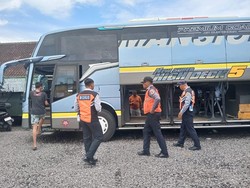 Dishub Lakukan Ramp Check di Dua Pool Bus Denpasar: 8 Laik Jalan, 3 Tidak