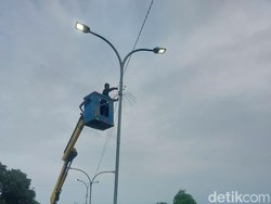 Dishub Cirebon Perbaiki 240 PJU Mati di Jalur Pantura Jelang Mudik