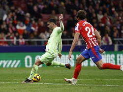 Barcelona menang comeback 4-2 atas Atletico Madrid di lanjutan LaLiga, Senin (17/3) dini hari WIB. Masuk sebagai pemain pengganti, Ferran Torres bikin brace (Reuters)