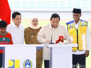 Optimisme Gubernur Khofifah untuk Stadion Baru yang Diresmikan Prabowo Optimisme Gubernur Khofifah untuk Stadion Baru yang Diresmikan Prabowo