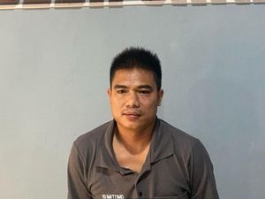 Hendika Ditangkap Polisi karena Bawa Lari Istri Orang Hendika Ditangkap Polisi karena Bawa Lari Istri Orang