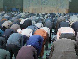 Catat! Ini 5 Keutamaan Sholat Berjamaah di Masjid