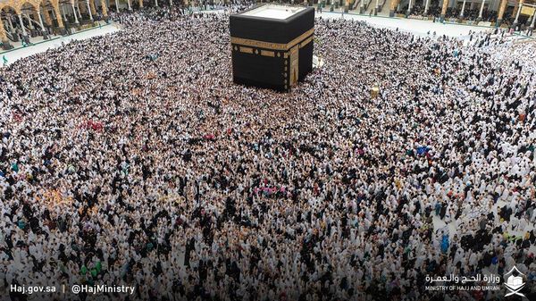 Padatnya Ibadah di Baitullah saat Ramadan
