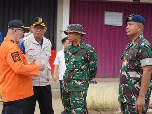Lumpur Pascabanjir di Bojongkulur Bogor Ditarget Bersih 5 Hari Lumpur Pascabanjir di Bojongkulur Bogor Ditarget Bersih 5 Hari