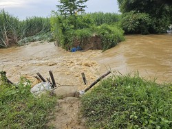 BPBD Mulai Kirim Sandbag Tutup Tanggul Jebol Pemicu Banjir di Pati
