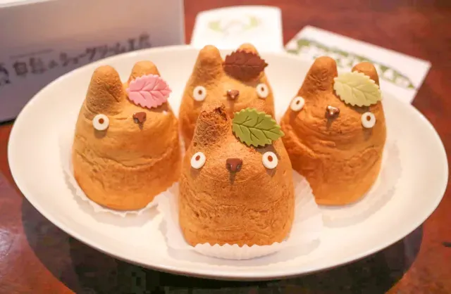 kue lucu berbentuk Totoro