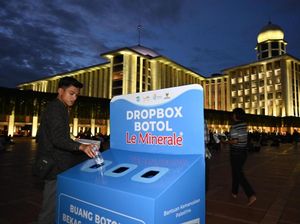 Le Minerale dan BAZNAS Ubah Botol Bekas Jadi Donasi untuk Palestina Le Minerale dan BAZNAS Ubah Botol Bekas Jadi Donasi untuk Palestina