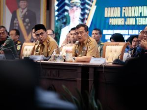 Gubernur Jateng Siapkan Langkah Cepat Sambut Kedatangan Pemudik Gubernur Jateng Siapkan Langkah Cepat Sambut Kedatangan Pemudik