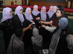 Persaudaraan Istri Anggota DPR Gelar Baksos, Bagikan Santunan dan Sembako