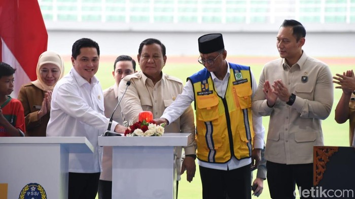 prabowo resmikan 17 stadion persyaratan FIFA di Sidoarjo prabowo resmikan 17 stadion persyaratan FIFA di Sidoarjo