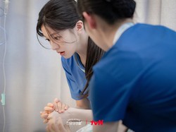 Bocoran Karakter Go Youn Jung di Resident Playbook