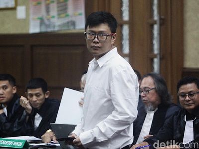 Ronald Tannur Bersaksi untuk Zarof Ricar dkk