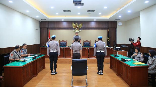 Sidang kode etik eks Kapolres Ngada AKBP Fajar Widyadharma Lukman Sumaatmaja