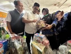 Sidak Toko-Mal Kota Kediri Jelang Lebaran, Ditemukan Makanan Kedaluwarsa