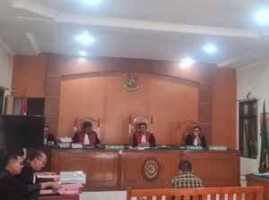 3 Terdakwa Pembakar Rumah Wartawan Karo Dituntut Hukuman Mati 3 Terdakwa Pembakar Rumah Wartawan Karo Dituntut Hukuman Mati