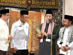 Nuzulul Quran di Istiqlal, Sinar Mas dan APP Group Wakafkan 5.000 Al-Quran