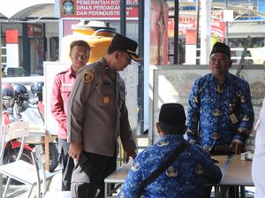 Polres Blitar Kota Ikut Awasi Kebutuhan Pangan Tercukupi saat Ramadan Polres Blitar Kota Ikut Awasi Kebutuhan Pangan Tercukupi saat Ramadan