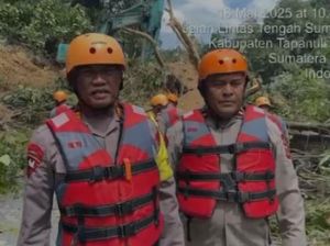 Gempa di Taput Putus Akses Jalinsum Tarutung-Sipirok Gempa di Taput Putus Akses Jalinsum Tarutung-Sipirok