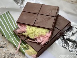Terbaru! Cokelat Rambut Nenek yang Diantre 3 Jam Terbaru! Cokelat Rambut Nenek yang Diantre 3 Jam