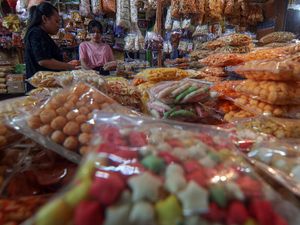 Geliat Penjualan Kue Kering di Bogor Jelang Lebaran