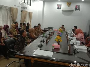 Perjuangan Guru Calon PPPK di Indramayu demi NIP Perjuangan Guru Calon PPPK di Indramayu demi NIP