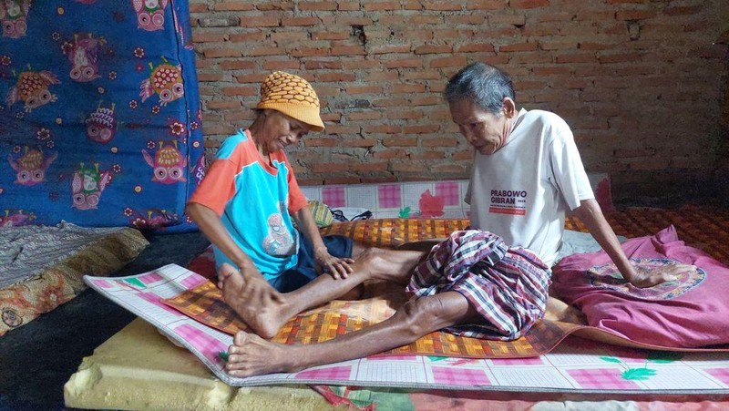 Kisah Kakek Rasan Alami Nyeri di Sekujur Tubuh hingga Lumpuh