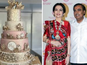 Mewah! Ada Kue 30 Kg di Ulang Tahun Pernikahan Mukesh Ambani Mewah! Ada Kue 30 Kg di Ulang Tahun Pernikahan Mukesh Ambani