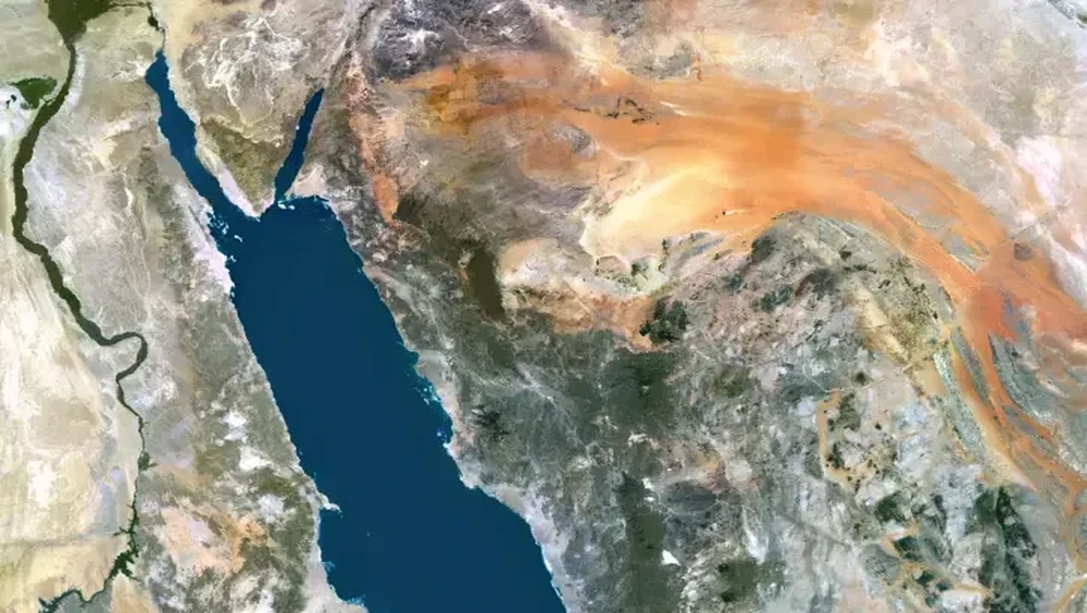 Serangan Iran Lumpuhkan Pipa Minyak, Arab Saudi Merugi Ratusan Ribu Barel Per Hari