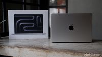 Unboxing MacBook Pro M4, Laptop Gahar Harga Mulai Rp 27 Jutaan