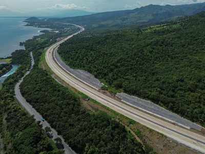 Mengintip Progres Pembangunan Jalan Tol Probowangi