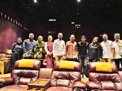 Preview Film Timur Karya Iko Uwais, Menbud Tekankan soal Literasi Sejarah