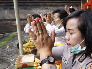 Polda Bali Gelar Doa Bersama untuk 3 Polisi yang Tewas Ditembak Anggota TNI