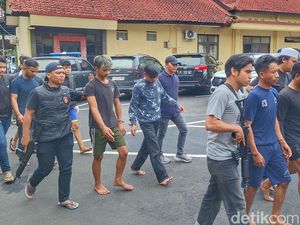 Motif Geng Motor Keroyok Jukir hingga Tewas di Minimarket Bandung Motif Geng Motor Keroyok Jukir hingga Tewas di Minimarket Bandung
