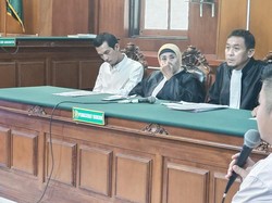 Gegara Pinjamkan Rekening, Ojol Surabaya Didakwa Bobol Bank Rp 119 M