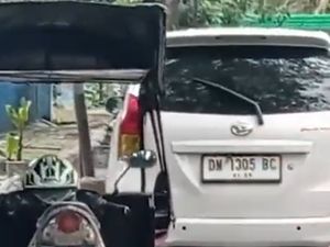 Kasatpol PP Gorontalo Dinonaktifkan Buntut Dugaan Mesum Bareng ASN di Mobil Kasatpol PP Gorontalo Dinonaktifkan Buntut Dugaan Mesum Bareng ASN di Mobil
