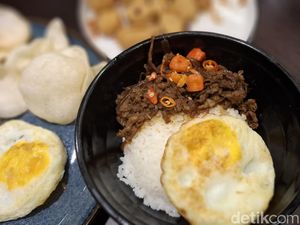 CW Coffee: Di Kafe Bersertifikat Halal Ini Ada Beef Bulgogi dan Kopi Protein CW Coffee: Di Kafe Bersertifikat Halal Ini Ada Beef Bulgogi dan Kopi Protein