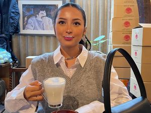 Hobi Kulineran, Ini Momen Jennifer Coppen Makan Aglio Olio hingga Ramen