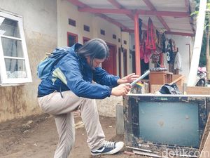 Korban Banjir Bandang Bandung Barat Bakal Direlokasi Usai Lebaran Korban Banjir Bandang Bandung Barat Bakal Direlokasi Usai Lebaran