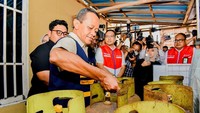 Bahlil soal LPG 3 Kg: Tak Pernah Naik, yang Ada Harga Dimainkan Distributor