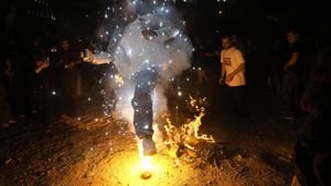 Meriahnya Warga Iran Sambut Tahun Baru Persia