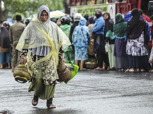 Terkuak Alasan Pemerintah Pengin Bikin LPG 3 Kg Jadi Satu Harga Terkuak Alasan Pemerintah Pengin Bikin LPG 3 Kg Jadi Satu Harga