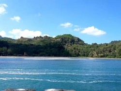 Wisata Pantai Jetis Cilacap: Daya Tarik, Lokasi, hingga Tiket Masuknya