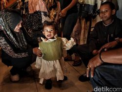 Pasar Koja Baru Mulai Ramai Warga Berburu Baju Lebaran