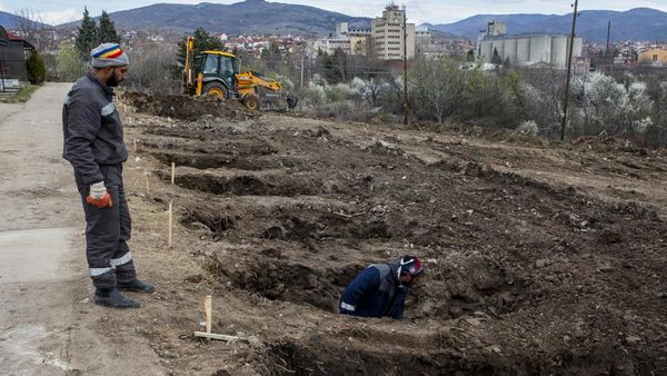 Penggalian Kuburan Massal Korban Kebakaran Kelab Malam Makedonia Utara