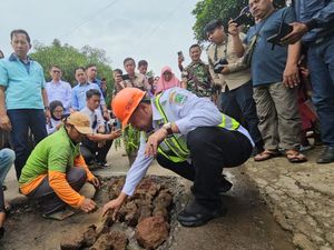 Jalan Rusak di Majalengka Dibuat Mulus Sambut Pemudik