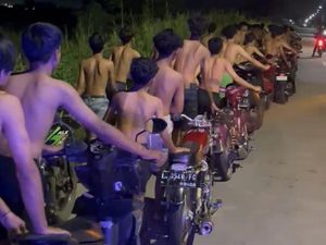 Balap Liar di Gresik Jadi Ajang Judi, 54 Remaja Diamankan Balap Liar di Gresik Jadi Ajang Judi, 54 Remaja Diamankan